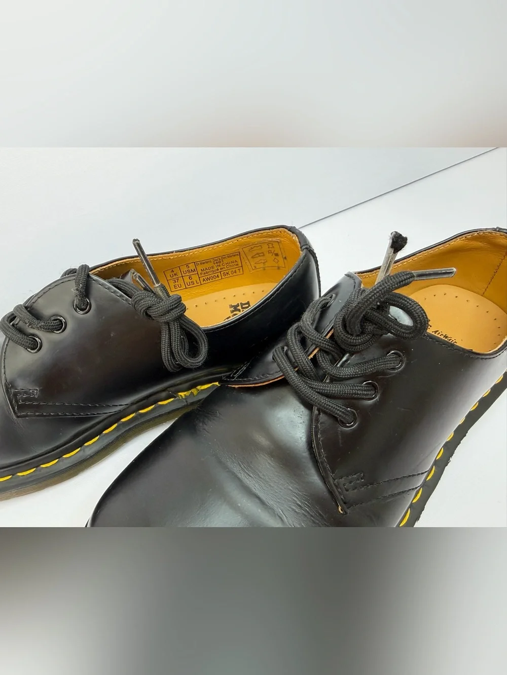 Dr. Martens 1461 Black Leather Shoes US Women 6 Men 5 UK 4 EU 37 3-Eye Oxford